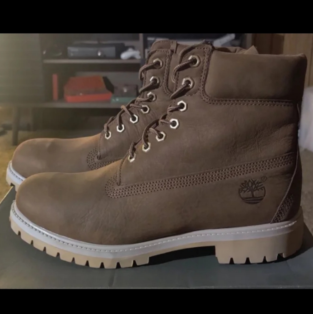Timberland 6" Premium Boots *NEW*